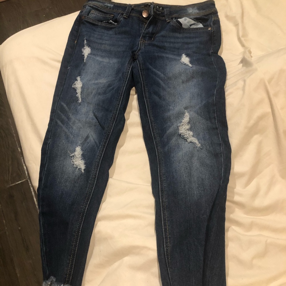Ripped Capri skinny Jeans